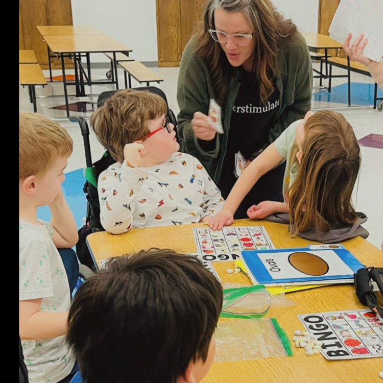 circle of Friends Valentine’s Day Bingo
