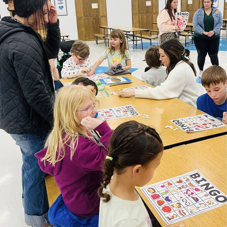circle of friends valentines bingo
