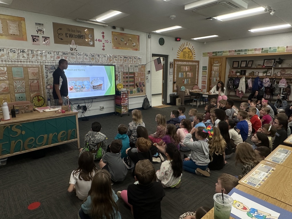 Thank you so much to Ronelle Williams from KSN for coming to visit first grade this morning and teaching us all about the world of weather!! We learned all about storms, and different types of weather. We are now prepared for storm season and how we can stay safe!! ⛈️🌪️☔️