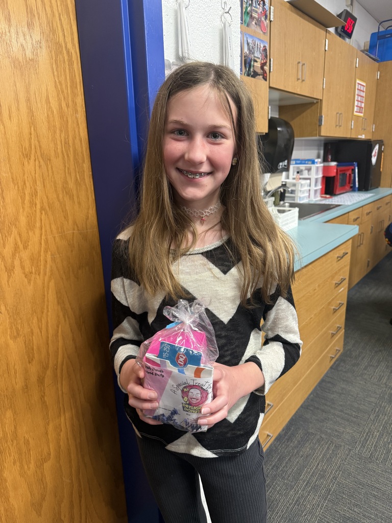 🍩 DRUM ROLL, PLEASE... 🥁 The moment you've been waiting for! Our Donuts with Grownups raffle winners have been drawn! And the lucky winners are: ✨ Jax Thornburg ✨Ashley Zepeda-Encinas ✨ Zannah Liedl These students hit the jackpot! Congrats to our winners and HUGE thanks to everyone who came out to munch donuts and grab great books! 📚🎉 Morning announcements of the winners:  https://drive.google.com/file/d/1G6nBIY-kvdk0y_qKb_fsBga4VBD39wWW/view?usp=sharing