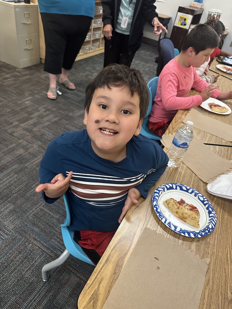 We celebrated the end of the school year with our May Circle of Friends event! We had some yummy pizza and soaked up the sun. We are so thankful for our friends and the first few months of this program. 🍕☀️🛝