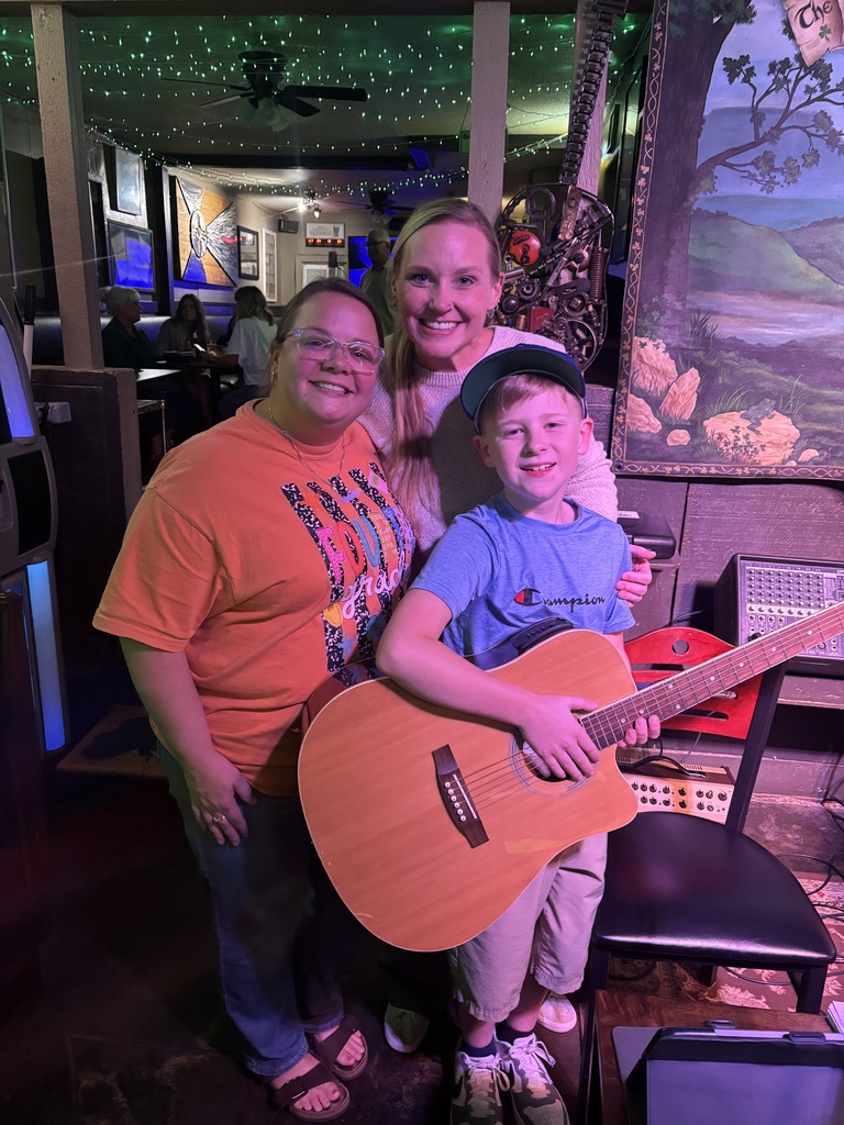 We got to see this awesome 4th grader’s world debut ! We are so proud of this rockstar!