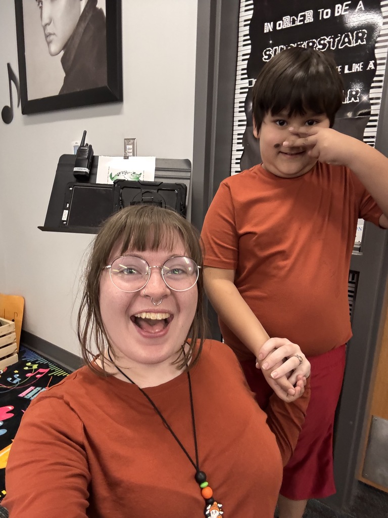 Twinning in Ms. Shanda’s Room today … We LOVE all forms of communication 🩵