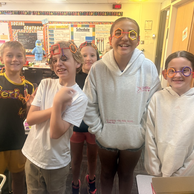 stem building fun in 4th grade