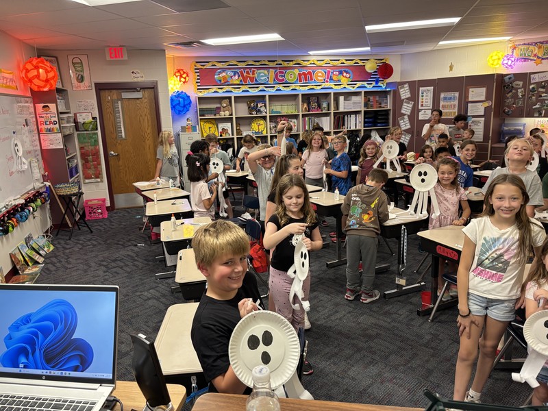 Students working together