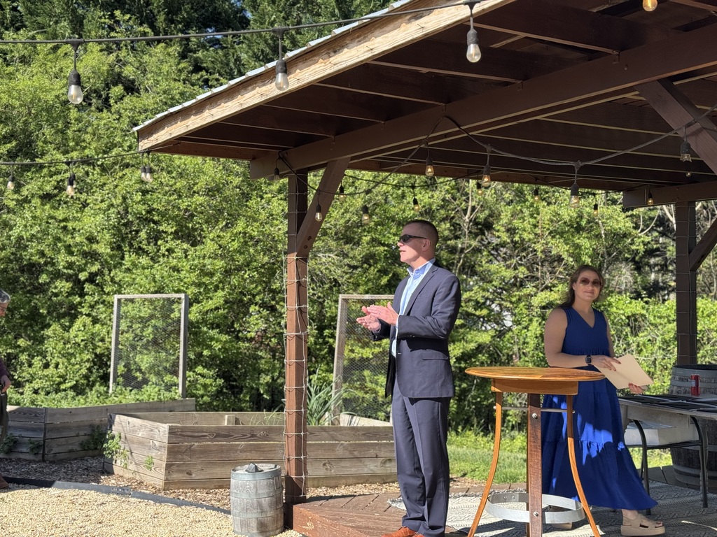 Dr. Geyer speaking to the group