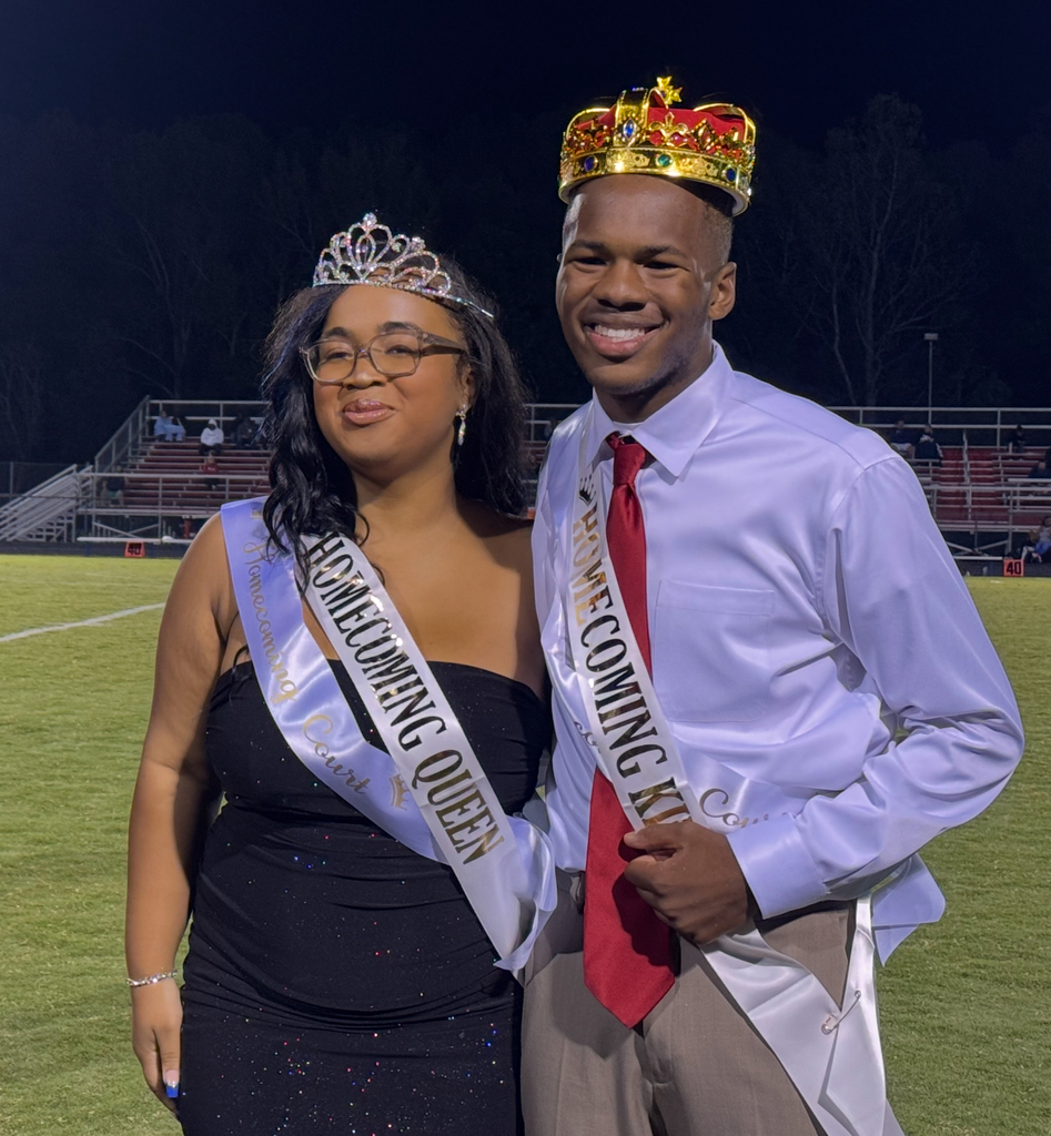 Nyeemah Aaron and Rafe Smith, 2025-26 Homecoming King and Queen