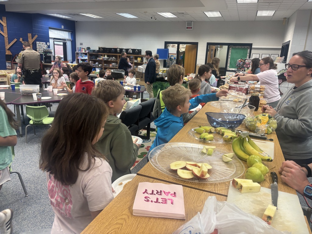 Reading Olympics breakfast serving line