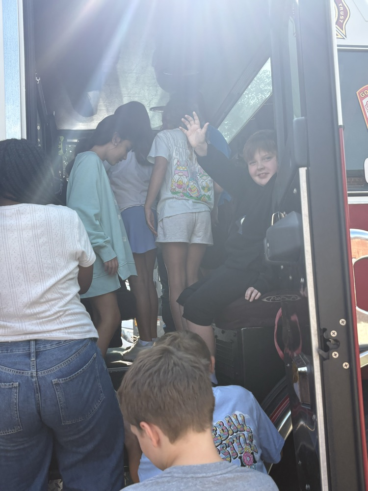 our students explore rescue vehicles