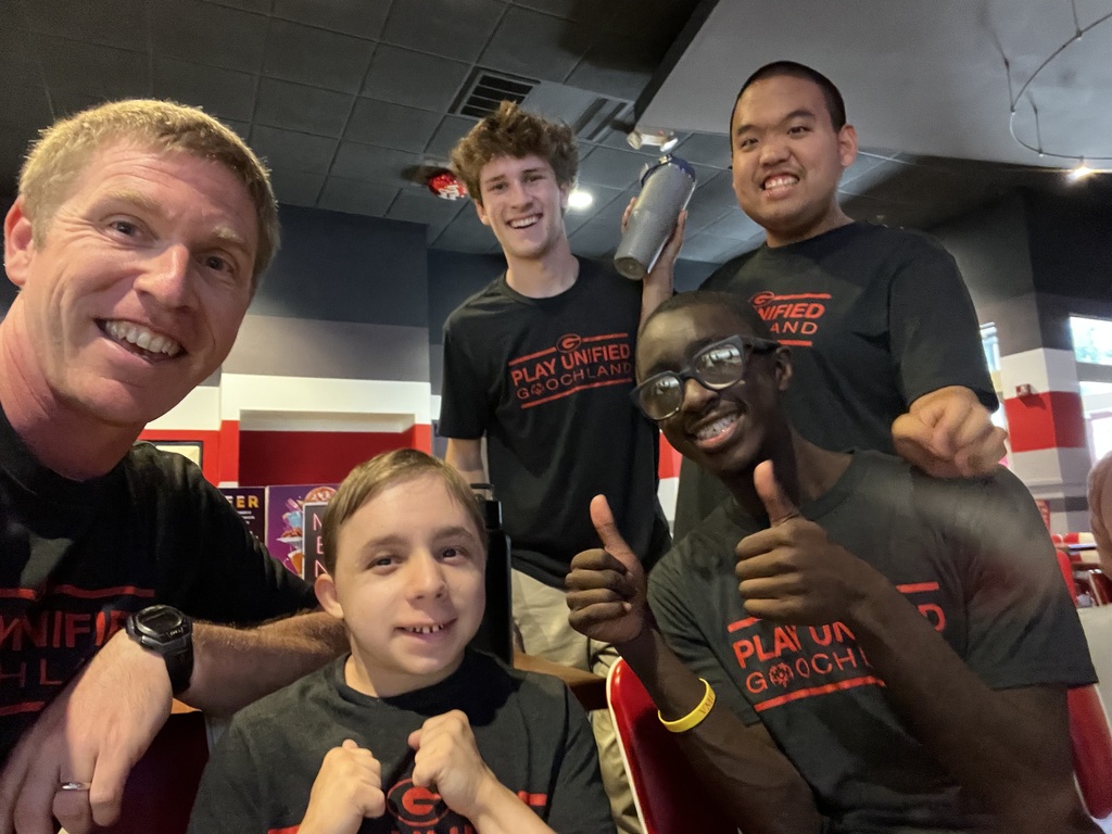 Students posing with Coach Farkas