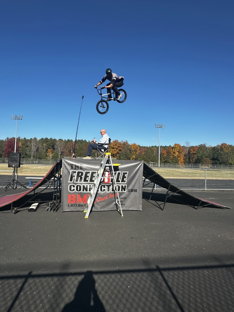 Freestyle Connection BMX Stunt Show rider jumping Mr. Gordon