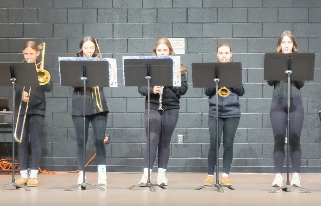 Wind Ensemble - Autumn, Ellie, Alaina, Augusta, Hannah 2-Excellent