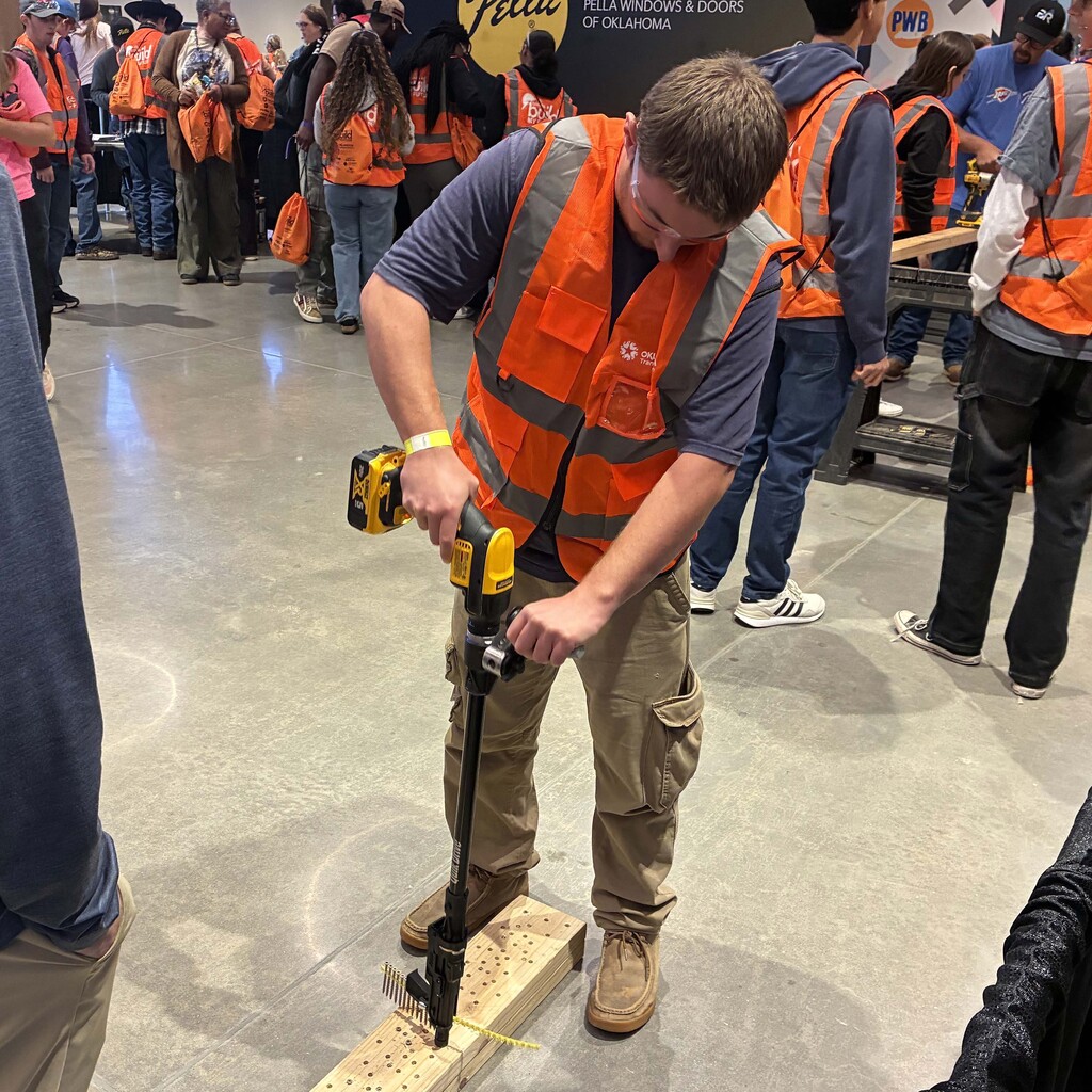 GCTC construction students on a field trip