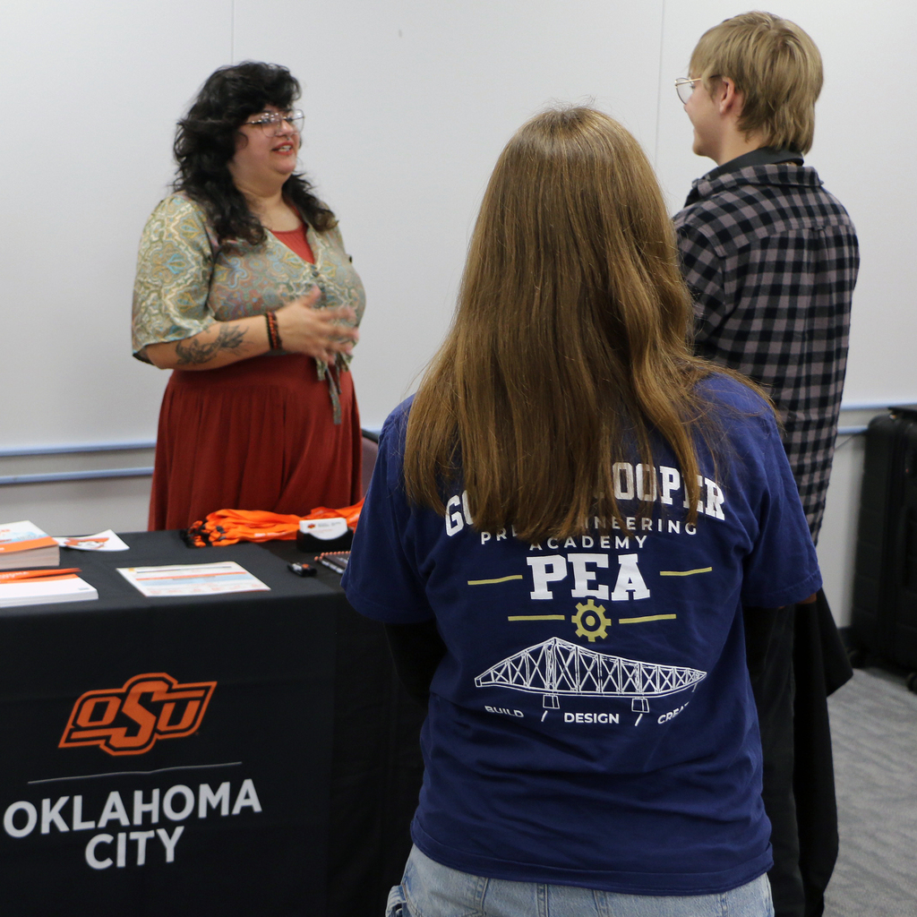 GCTC students at the College and Military Fair