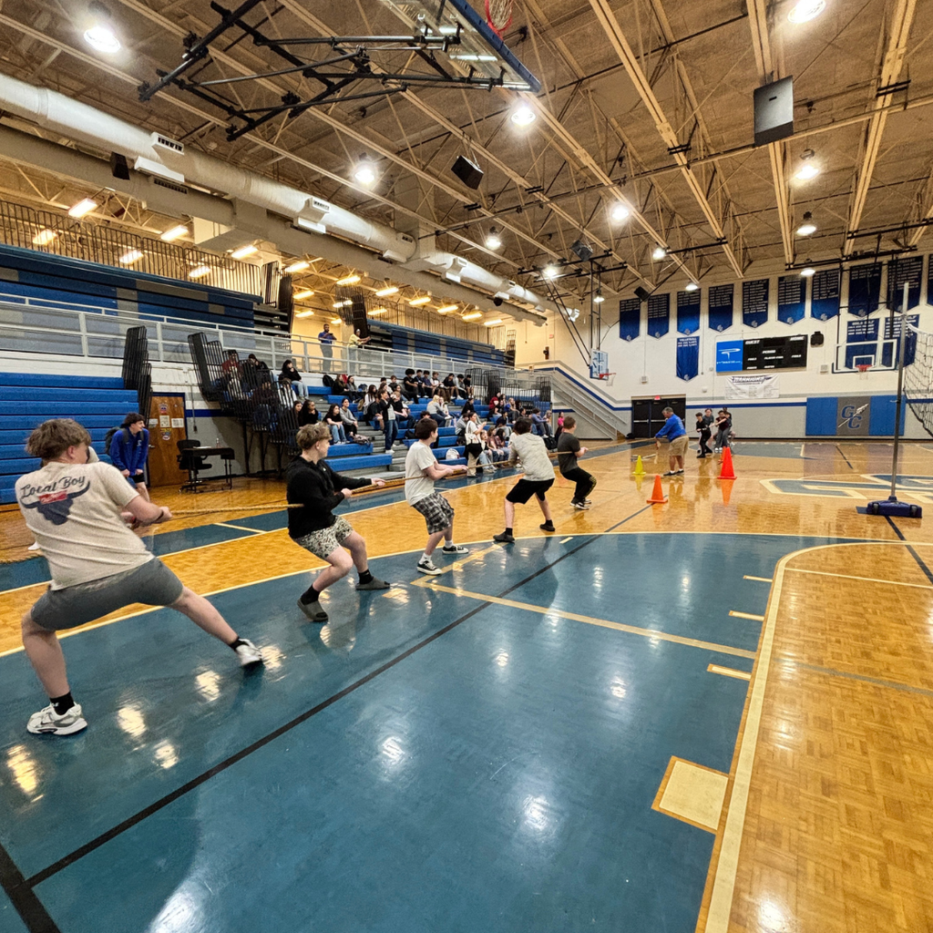 Both homerooms during Tug-o-war Championship game