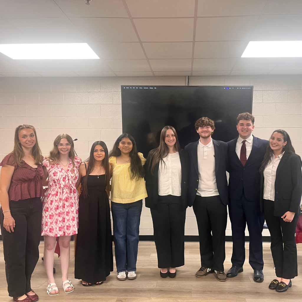GCHS HOSA students at banquet