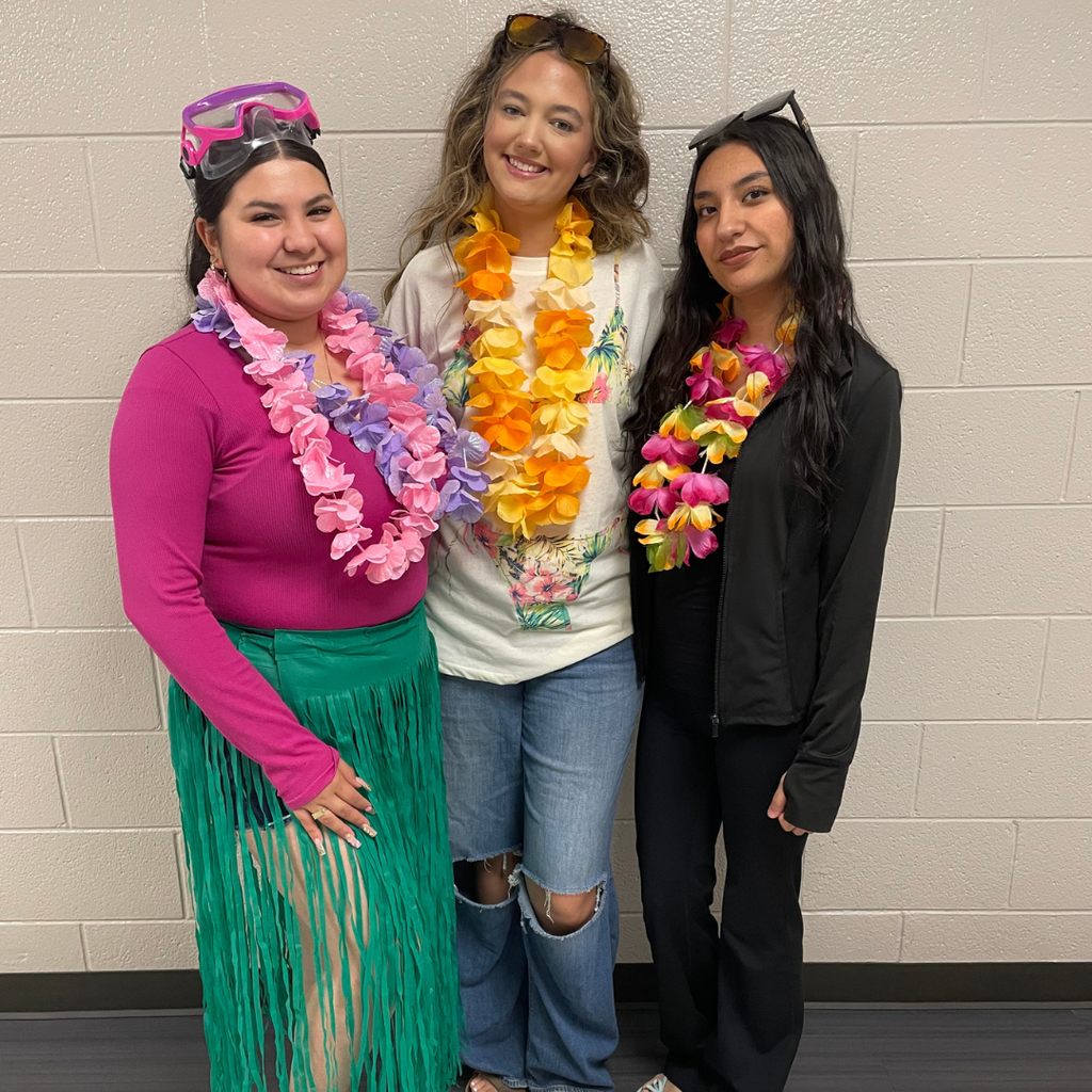 Seniors dress up for beach day