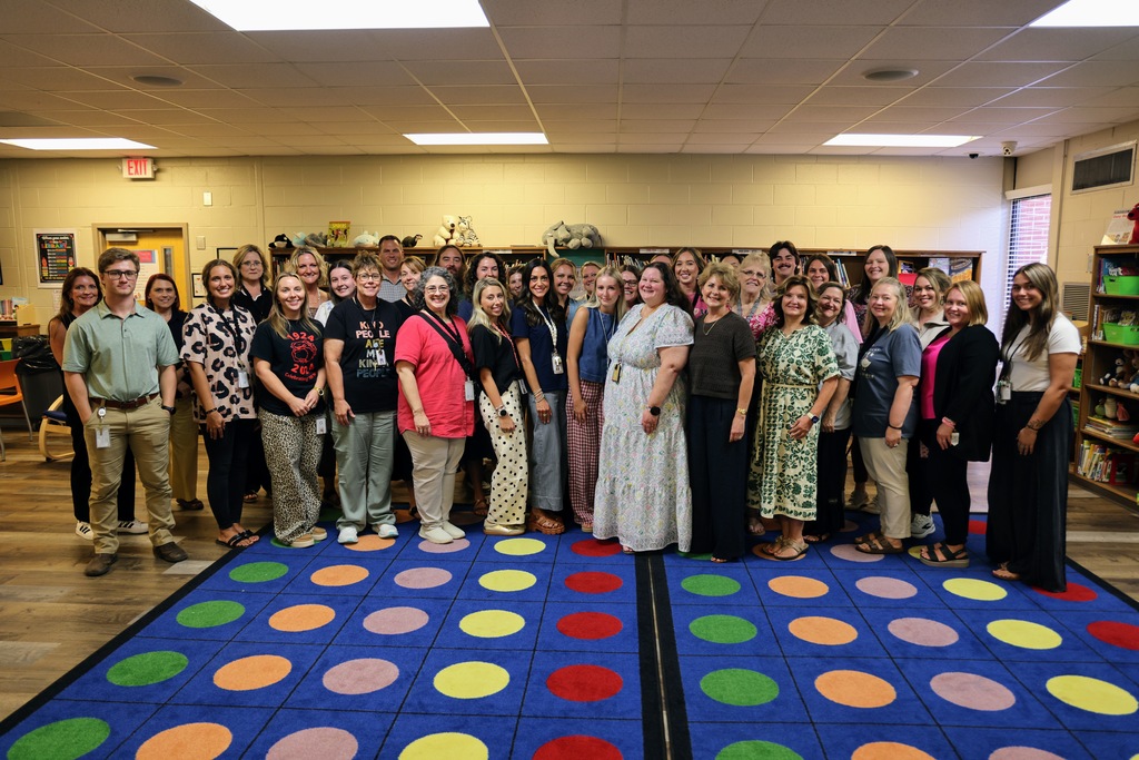 FES group picture in the library
