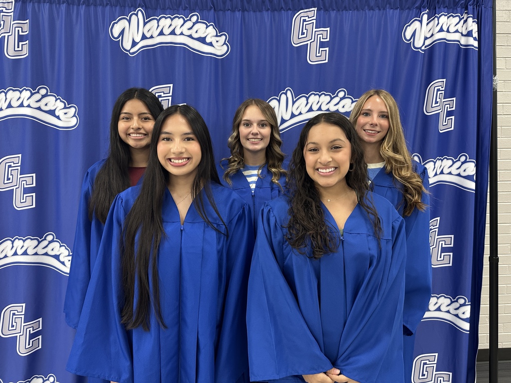 New NHS Officers for 2026 - First Row (Left to Right) Megan Alvarez (Public Relations), Brittany DeLeon Matute (Vice President), 2nd Row (Left to Right) Mia Vicente (Historian, Olivia Ray (Secretary), and Aleia Garland (President)