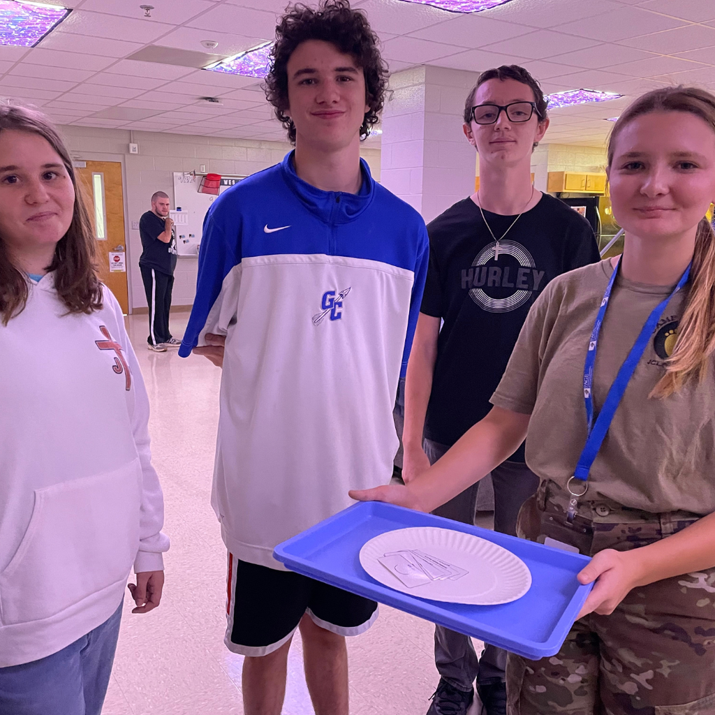 A few of Mrs. Albright’s Teaching as a Profession Level 3 students put their teaching skills into practice today with students from Coach Greer, Coach Coots, and Mrs. Hicks’ classes!