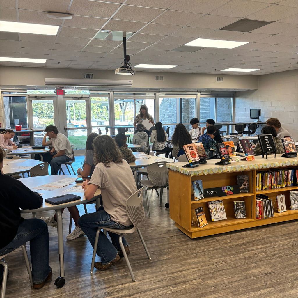 📢 Today, our seniors had a valuable opportunity to learn about civic engagement and the voting process! A special thank you to Mrs. Shea Hicks, Chairperson of the Gordon County Board of Elections, for visiting with our students to discuss voter registration, elections, and the importance of making your voice heard. Students even had the chance to cast sample ballots using an official voting machine, giving them a firsthand look at the voting experience. As many of our seniors prepare to become first-time voters, we encourage everyone to make sure they're registered and election-ready through Georgia's My Voter Page: https://mvp.sos.ga.gov/s/ #FutureVoters #CivicEngagement #GordonPride #SeniorClass #MakeYourVoiceHeard #VotingMatters 🗳️🇺🇸