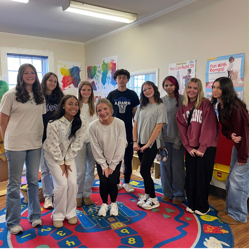 Mrs. Albright's Teaching as Profession Students 2/3 on Berry College Field Trip & Child Development Center