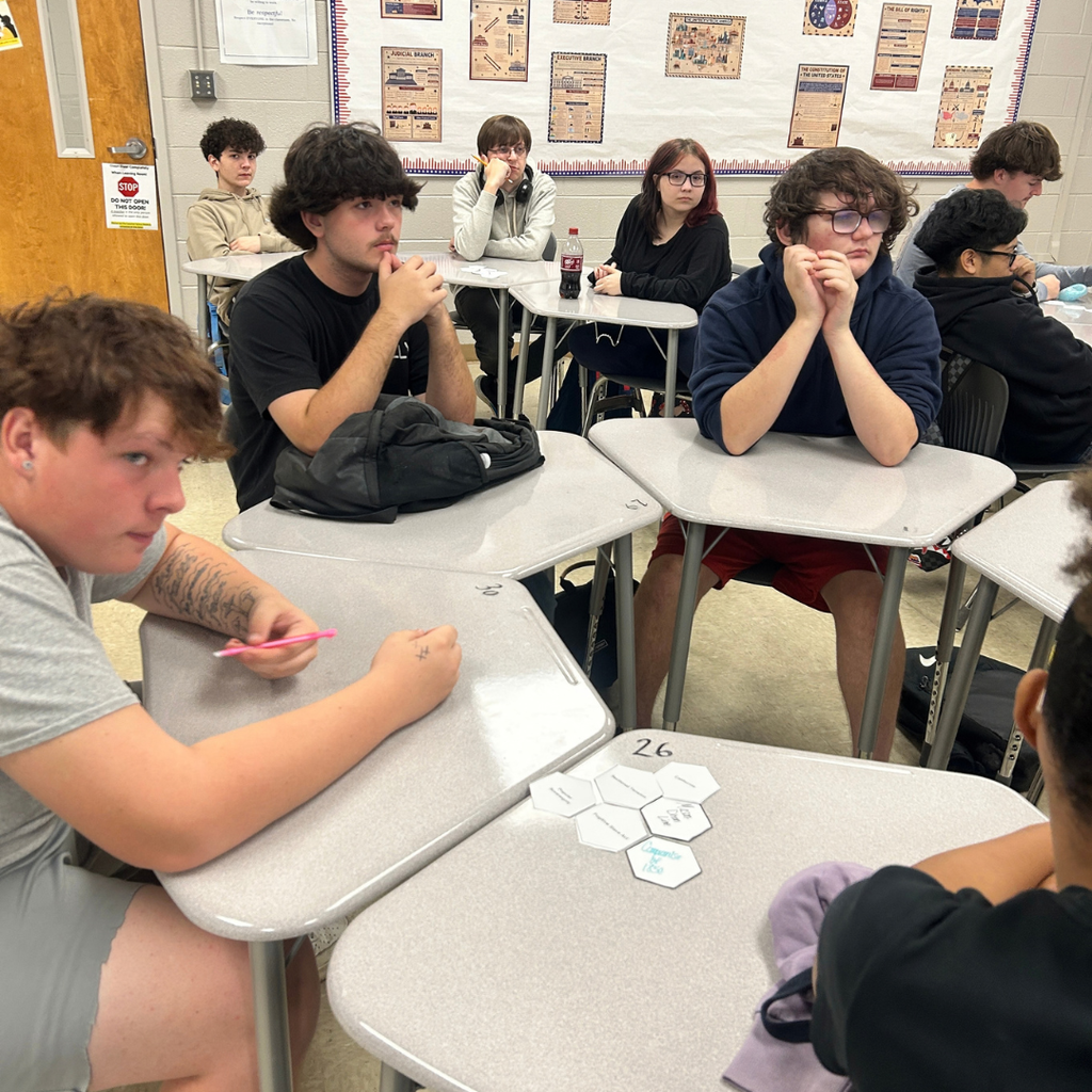 Wireless Wednesday in Action! 🔗📚 Mr. Garrett’s and Mrs. Freeman’s U.S. History students put their critical thinking skills to work during a hands-on hexagonal thinking activity for #WirelessWednesday! By connecting key terms and concepts, students created an interactive web of ideas that helped them examine the many causes and relationships that led to the Civil War. Great collaboration, thoughtful discussions, and deeper learning made for an engaging history lesson. We love seeing our students make meaningful connections and bring history to life! 🇺🇸 #GordonCentral #WirelessWednesday #HistoryInAction #CriticalThinking #StudentCollaboration