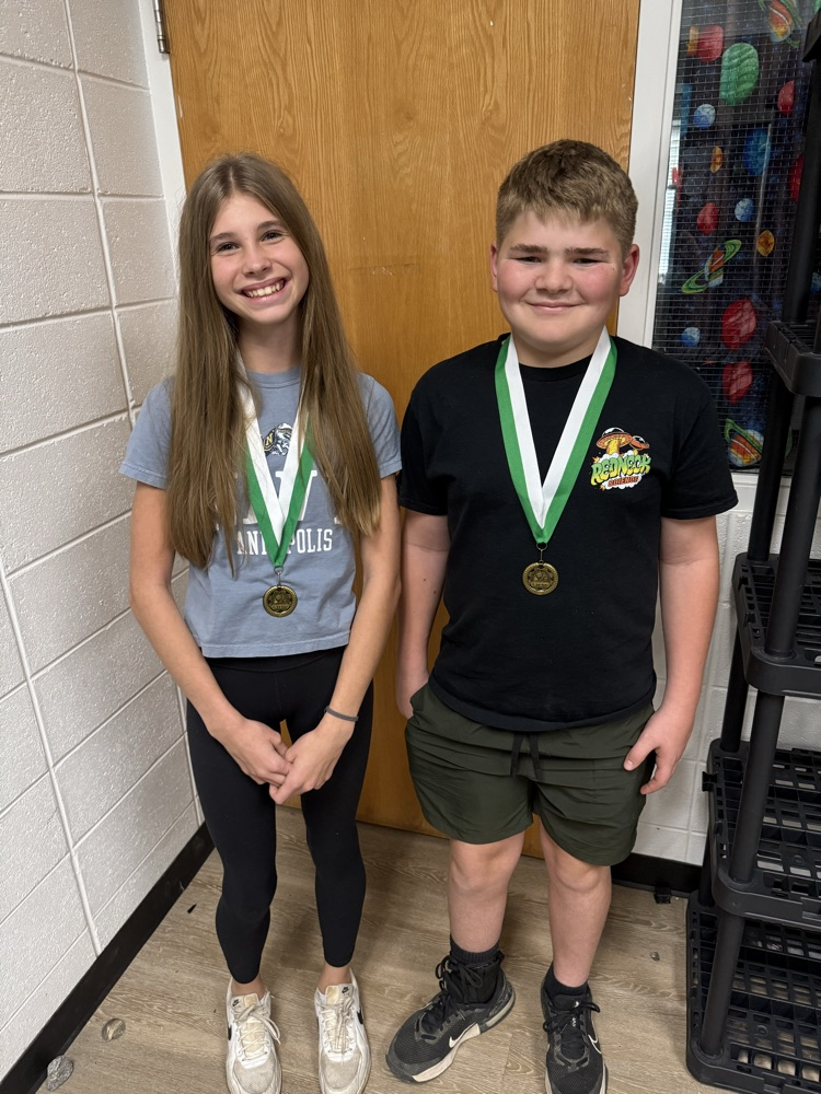 Jace Gates and Taylor Kinion - 1st Place 