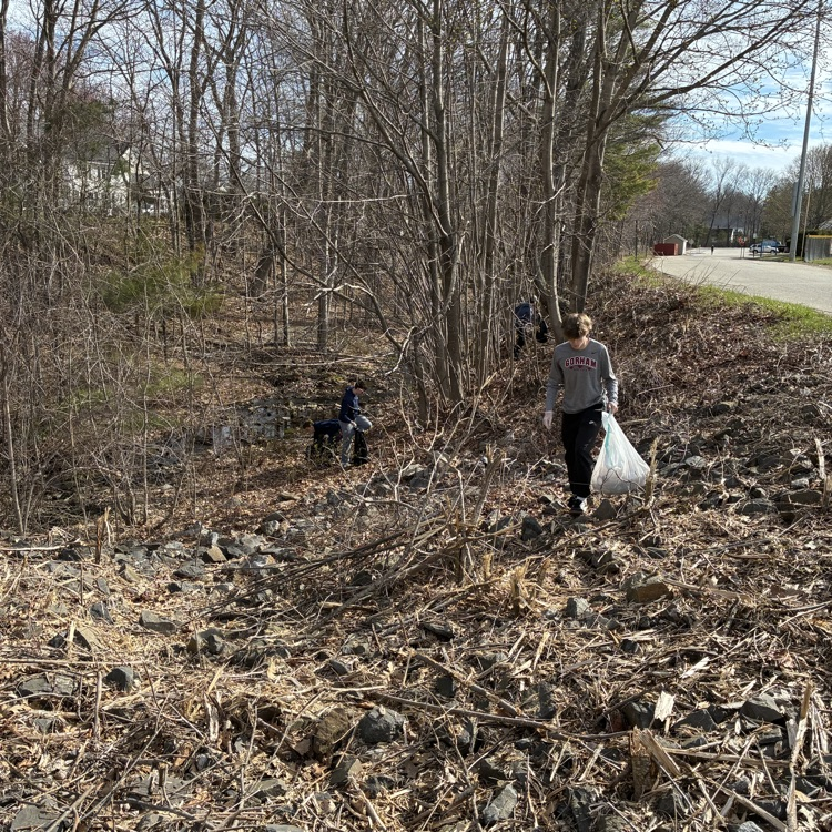Tennis team at Gorham Cleans Up