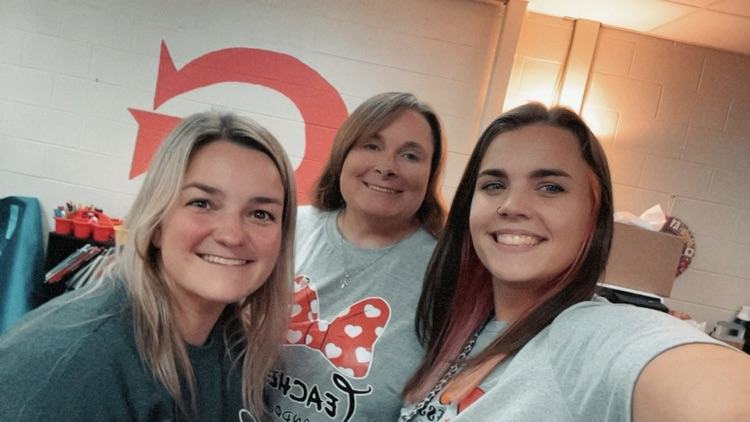 GMS teachers are ready to meet their students on the first day of school!