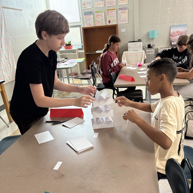 GMS students collaborate !