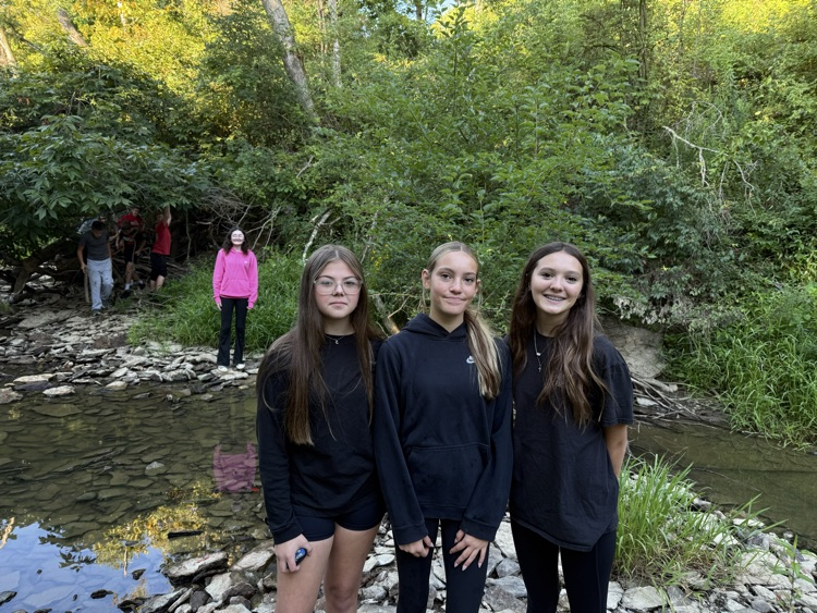 🪨 O’Bannon Creek isn’t just water—it’s a piece of Goshen’s history! Did you know some of Goshen’s oldest homes were built with limestone from the creek?