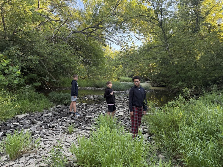 🪨 O’Bannon Creek isn’t just water—it’s a piece of Goshen’s history! Did you know some of Goshen’s oldest homes were built with limestone from the creek?