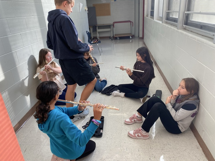 The 6th grade band’s first day with instruments was a big success thanks to some help from the GHS marching band leadership!
