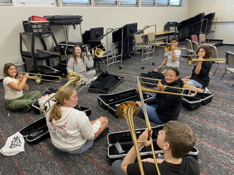 The 6th grade band’s first day with instruments was a big success thanks to some help from the GHS marching band leadership!