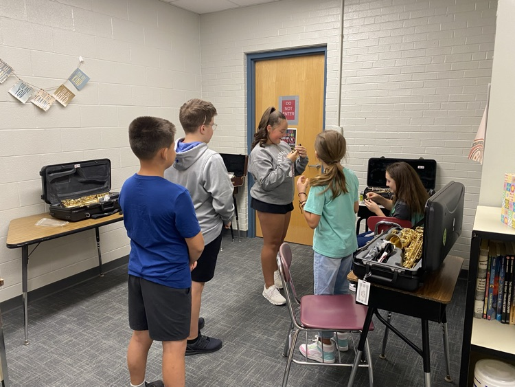The 6th grade band’s first day with instruments was a big success thanks to some help from the GHS marching band leadership!