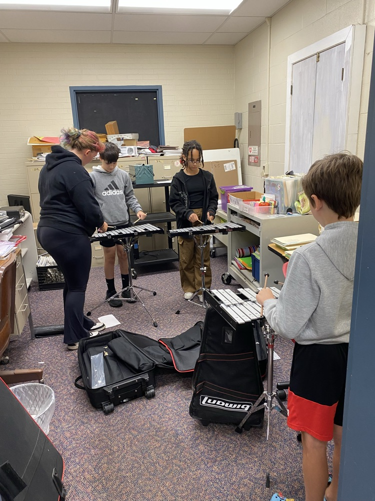 The 6th grade band’s first day with instruments was a big success thanks to some help from the GHS marching band leadership!
