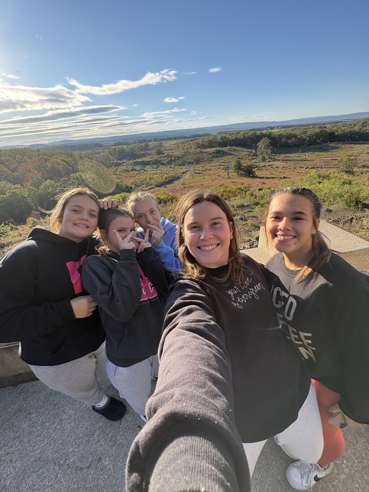 GMS 8th Grade, Day 1: From the back seat of a bus to the battlefields of Gettysburg! After that long drive, they're already considering a strategic retreat... to the nearest snack machine. 🚌🇺🇸 #GMSinDC #GettysburgBound #HistoryRocks