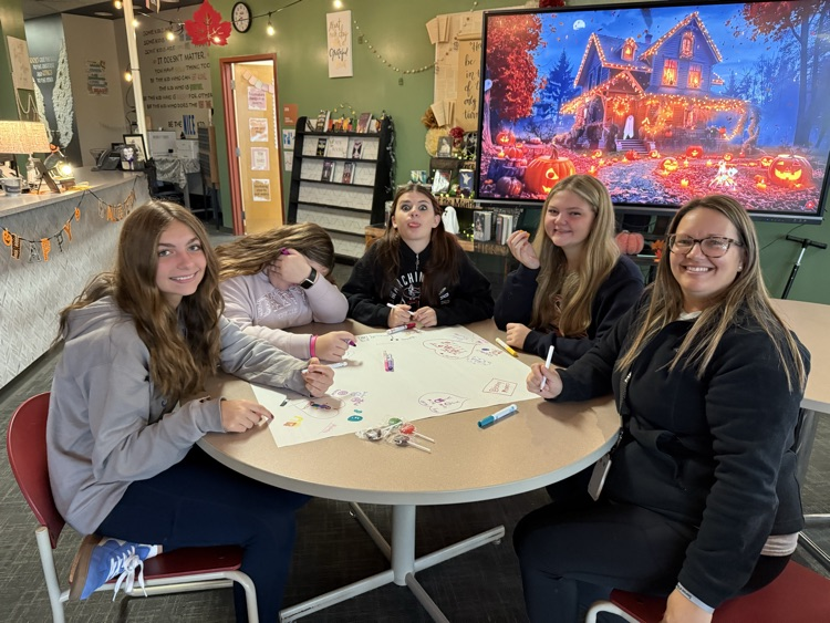 GMS Sources of had their training today! Peer leaders and Adult advisors participated in games, and activities to help guide them in spreading messages of Hope, Health, and strength at GMS.