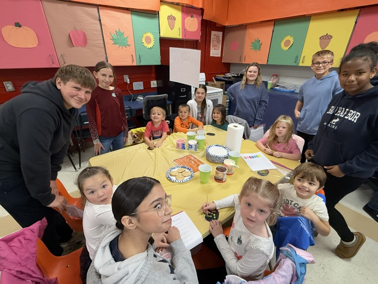 The GMS Leo Club kids had a great time celebrating at the Fall Festival Fun event with Mrs. Burns’s full day preschool class this morning.