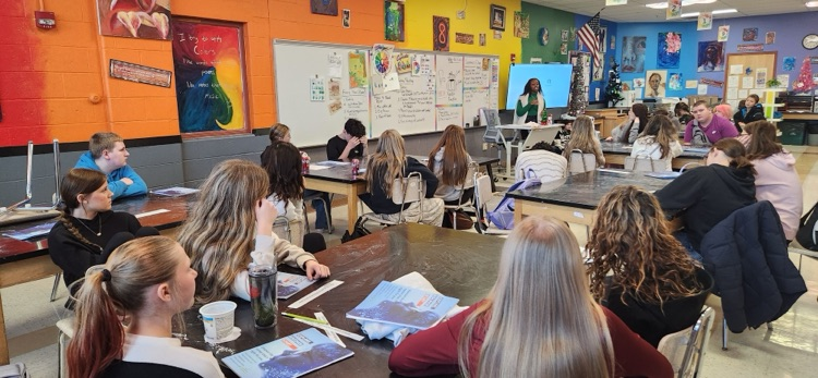 GMS eighth grade students are taking a Capstone class. This course is designed to help them start thinking about future careers and explore the high school courses necessary for their future pathway