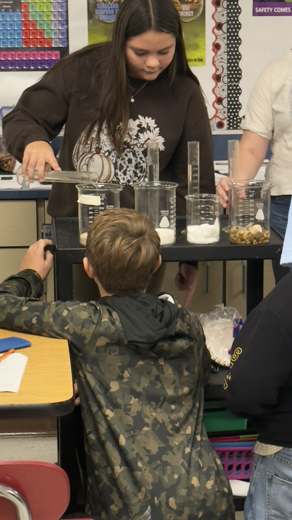 GMS 6th grade students in Ms. Velagic and Mrs. Vogt’s classes participated in a these porosity and permeability lab in science class!