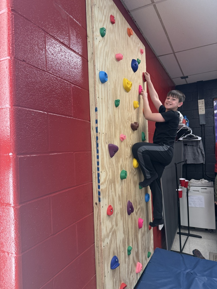 Goshen Middle School would like to express our sincere appreciation and gratitude to the Harold Tucker Memorial Fund and the Milford Lowe’s management team for providing materials 