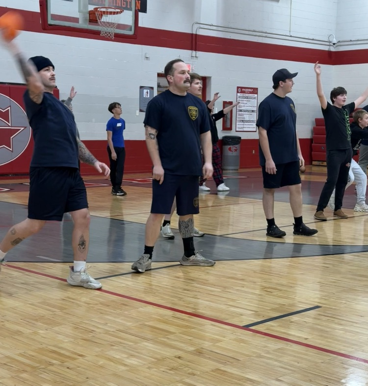 first responders hang with GMS students!