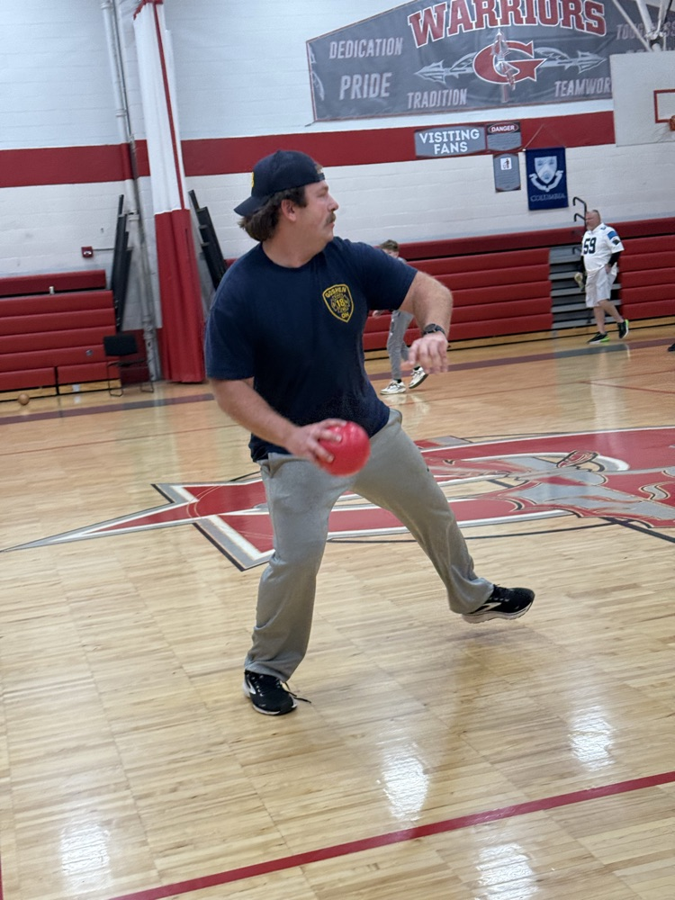 first responders hang with GMS students!