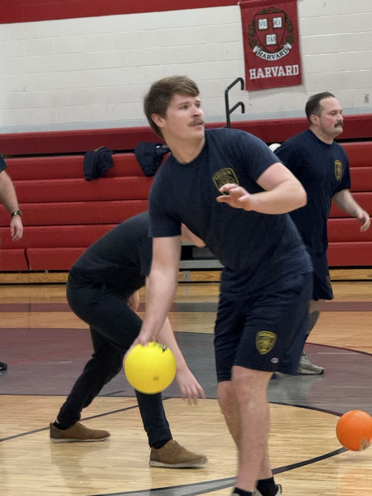 first responders hang with GMS students!