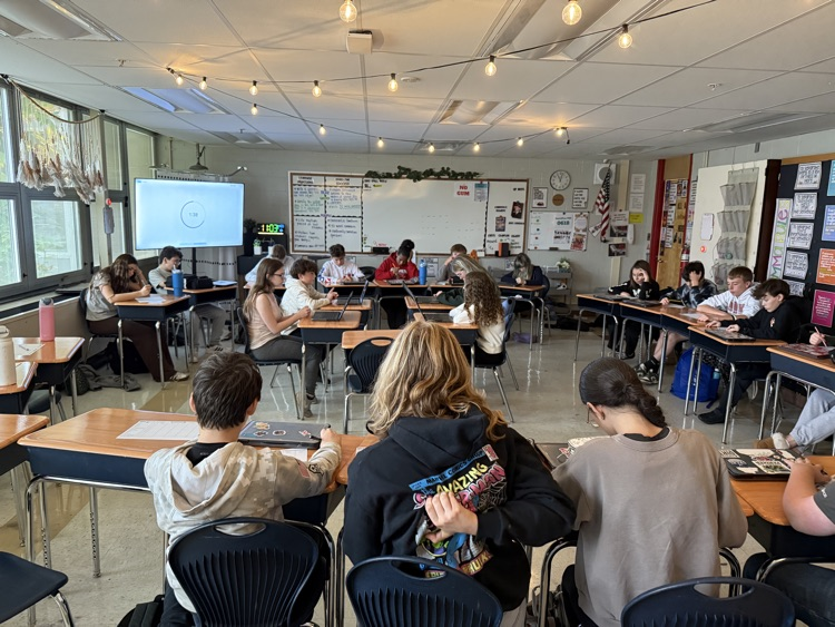 GMS students have been busy! If you noticed the festive decor around school- it was due to the student council's thankful activities that each tribe participated in! 