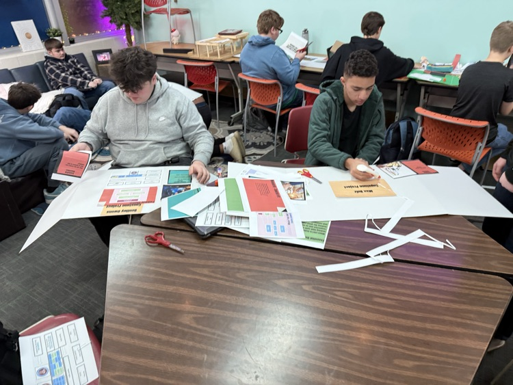 GMS 8th grade students have been working hard all quarter long preparing for their career capstone projects! Tomorrow is the big showcase where they will show it all off to classmates and parents!