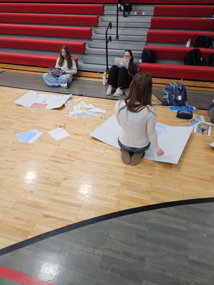 GMS 8th grade students have been working hard all quarter long preparing for their career capstone projects! Tomorrow is the big showcase where they will show it all off to classmates and parents!