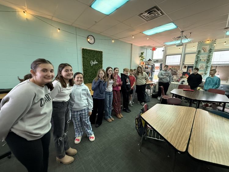 GMS students have started a new quarter- which means brand new Encore classes! Today, 6th graders in Mrs. DeNu's Digital Media class played a little "getting to know you name game." 